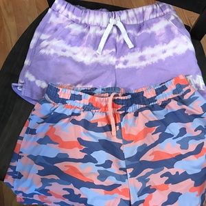 Girls Gap and Old Navy shorts. Size 10-12